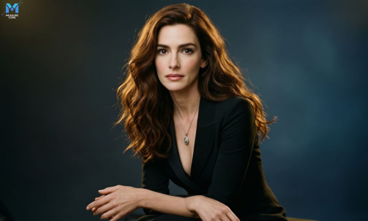 anne-hathaway-height-age-husband-net-worth-career-and-biography